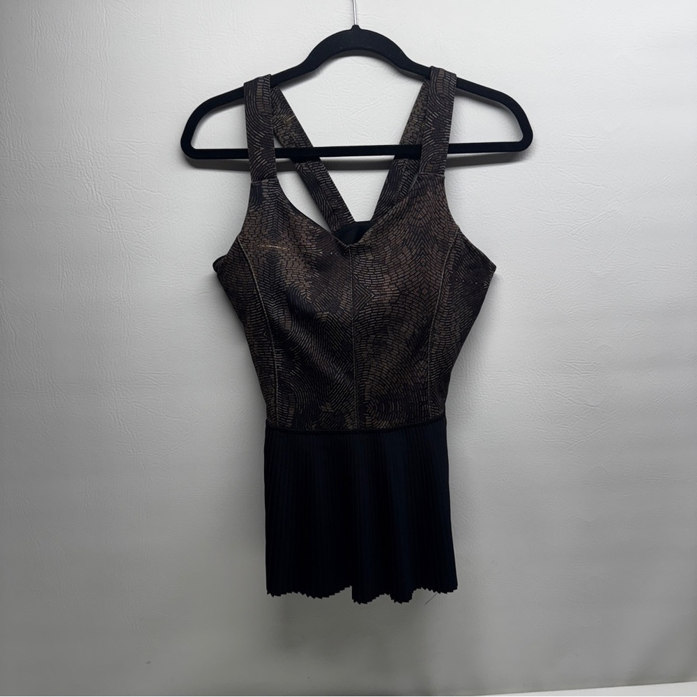 Lululemon city tank peplum out Brown and Black Sleeveless Top size 10 - Picture 3 of 11